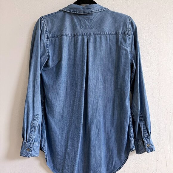 Rails "Carter" Chambray Denim Shirt, Dark Vintage Wash Blue, Size S, Like New - Picture 3 of 7